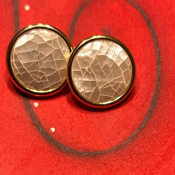 Adina Eden Gold Plated Round Push Back Earrings With “Cracked” White Stones NEW - Picture 3 of 3